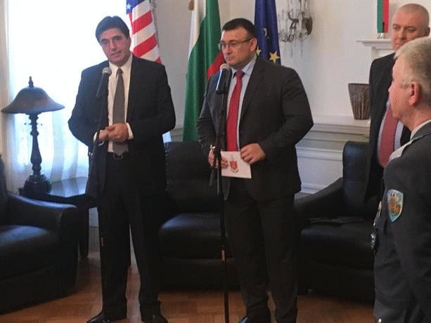 Министър Младен Маринов се срещна с представители на българската общност във Вашингтон