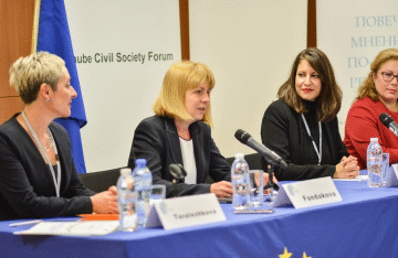 Кметът на София участва във форум за разширяване на сратегиите за гражданско участие в Дунавския регион