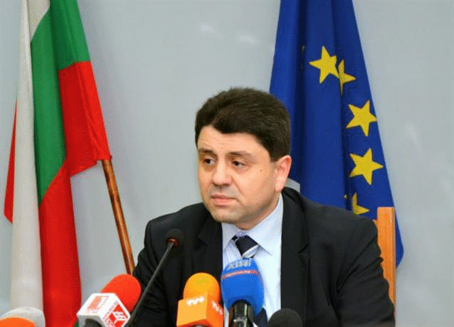 Заместник-министър Ципов: Стремежът на МВР е да се запази единичната цена при издаването на лична карта, свидетелство за управление на МПС и паспорт