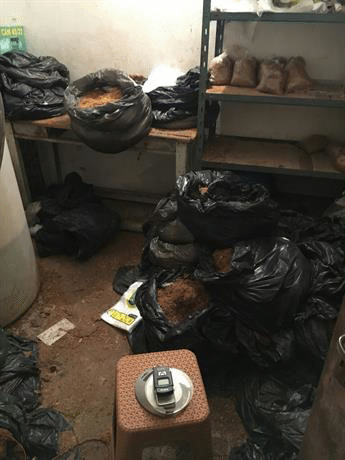 Голямо количество контрабандни тютюн и цигари са иззели служители на ОД МВР Враца