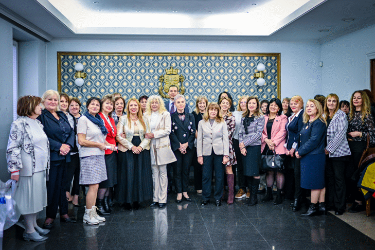 Кметът на София Васил Терзиев връчи плакети на дългогодишни директори на детски градини