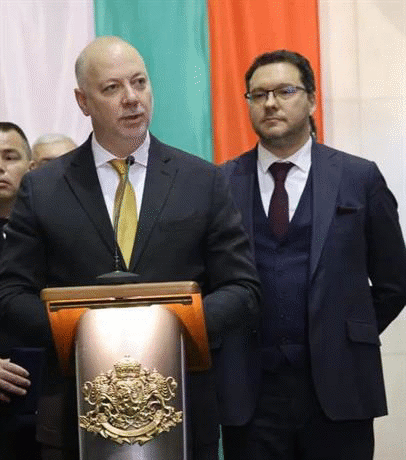 Министър Митов изпрати на министър-председателя Желязков доклад относно мерките за подобряване обучението на полицаите