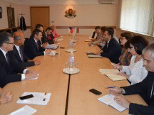 Министър Караниколов и министърът на търговията на Чехия откриха българо-чешки бизнес форум, на който участие взеха над 60 фирми от двете страни