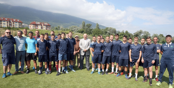 Програмата за развитие на детско-юношеския футбол навлезе във финална фаза