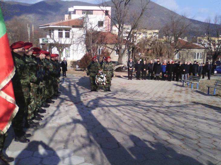Военнослужещи от Сухопътни войски участваха в тържественото отбелязване на 134-та годишнина от освобождението на град Сливен