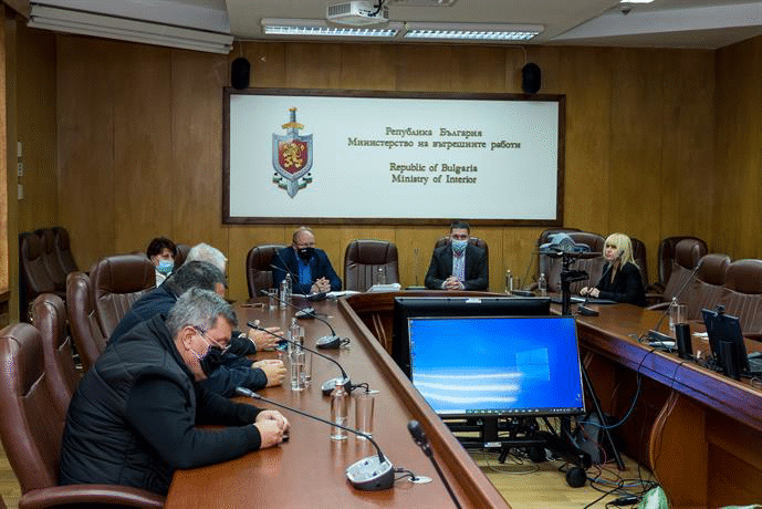 Ръководството на МВР започна поредица от срещи със синдикатите