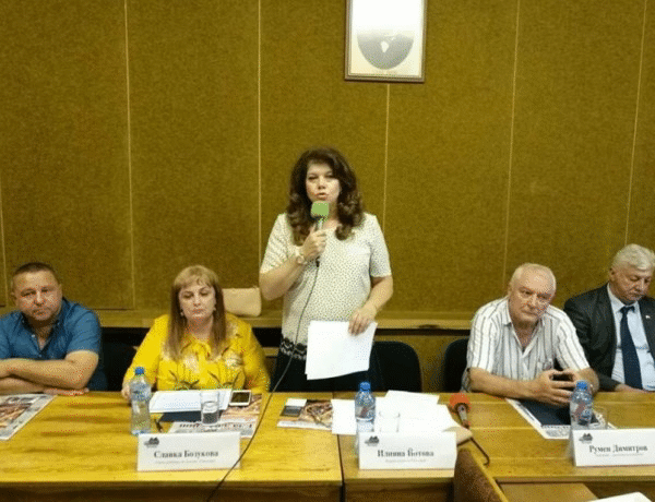 Зам.-Министърът На Културата Румен Димитров Участва В Дискусия За Опазване И Популяризиране На Културно-Историческото Наследство