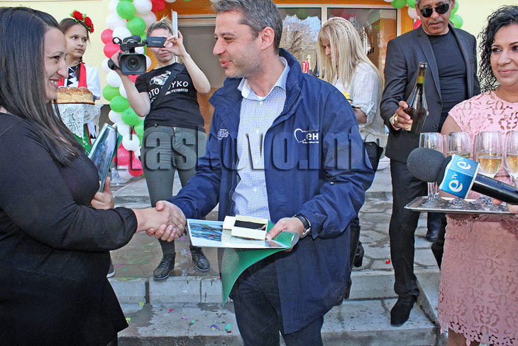 Зетят на Делян Добрев санира – родителите му са строителен надзор