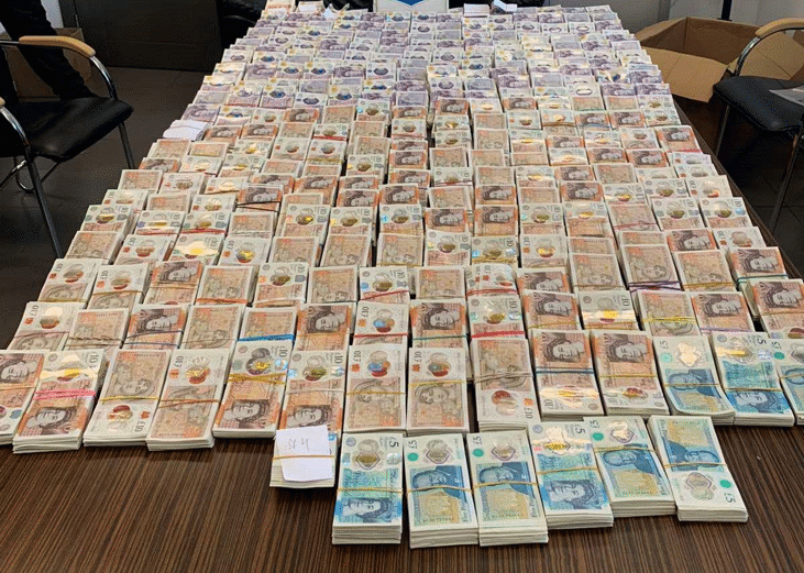 Районна прокуратура – Хасково привлече като обвиняем турски граждани за недекларирана валута за общо 1 118 221 лева, открити в микробус на ГКПП - Капитан Андреево