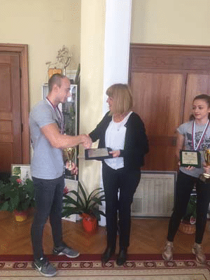 Кметът Фандъкова награди шампионите на България за 2018 г. по стрийтфитнес