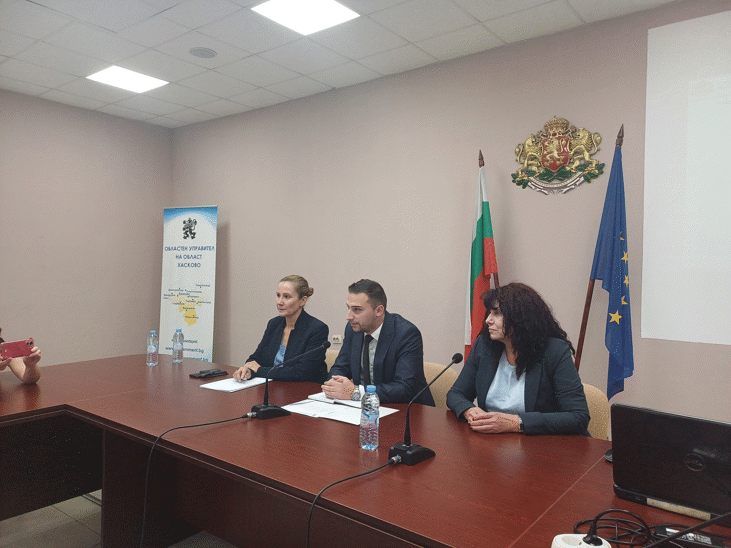 Зам.-Министър Алексова-Великова Представи Възможностите За Финансиране Чрез Фонд „Условия На Труд“ Пред Бизнеса В Хасков