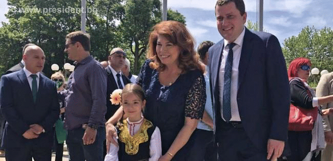 Вицепрезидентът: Българският народ ще пребъде, защото държи в ръцете си оръжието на познанието, културата и духовността