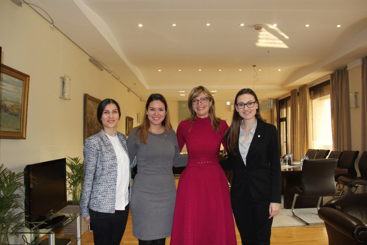 Екатерина Захариева: Важно е, че България постави младите хора като един от приоритетите си по време на Председателството