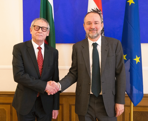 Министър Младенов Се Срещна Днес С Федералния Министър На Изкуството И Културата На Австрия Томас Дрозда