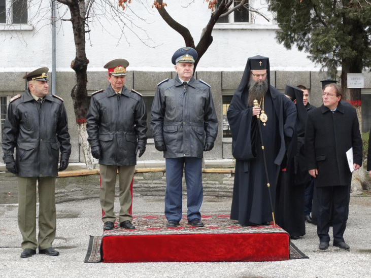 Началникът на отбраната генерал Симеон Симеонов участва в тържественото честване на Деня на Ракетните войски и артилерията в Асеновград