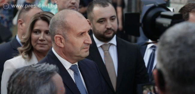 Президентът: Високомерието на властта, манипулацията и пренебрегването на страховете на хората от въвеждането на еврото са причина за гражданските протести