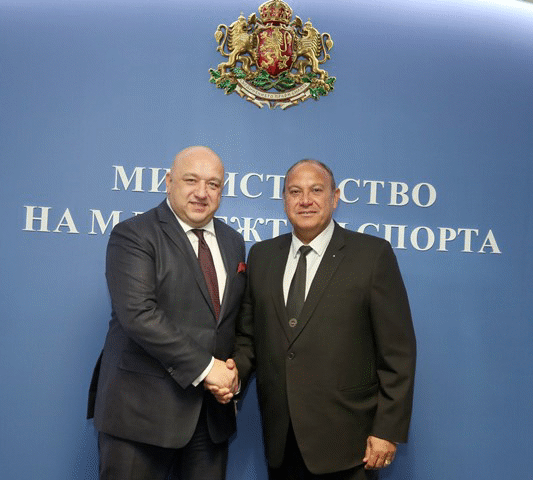 Министър Кралев се срещна с президента на Европейската билярд и снукър асоциация Максим Касис