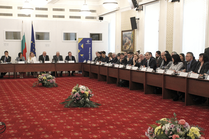 44-тото Народно събрание ще участва активно в дискусията за бъдещето на Европейския съюз, заяви председателят на Народното събрание Цвета Караянчева