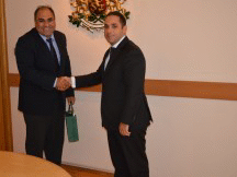 Министър Караниколов се срещна с посланика на Кипър
