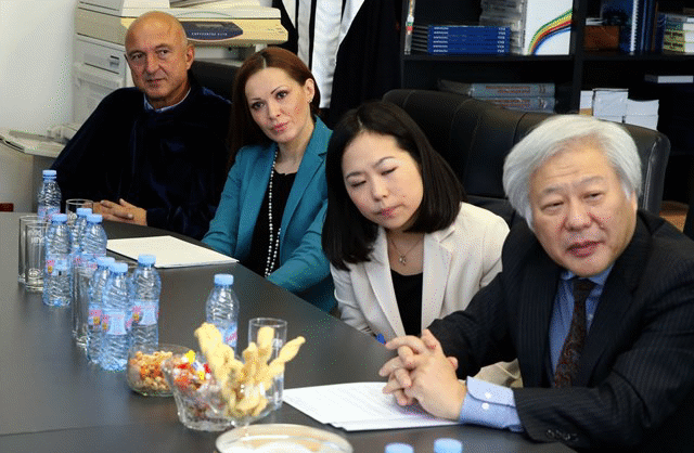 Зам.-министър Козарева поздрави Моринари Ватанабе за удостояването му със звание Почетен професор на НСА