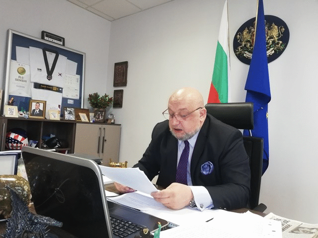 Министър Кралев: Спортният сектор в Европа се нуждае от план за действие за справяне с последиците от пандемията