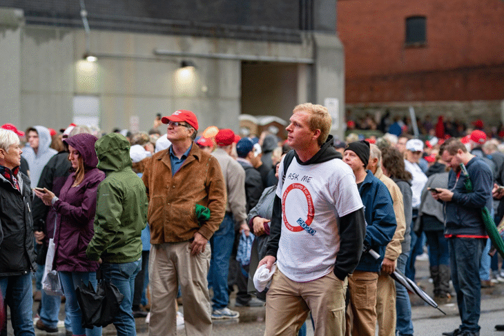 На ръба на пропагандата и манипулацията: QAnon