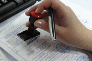 Въвеждат се нови образци на документи за изплащане на болнични и майчинство