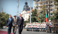 МО