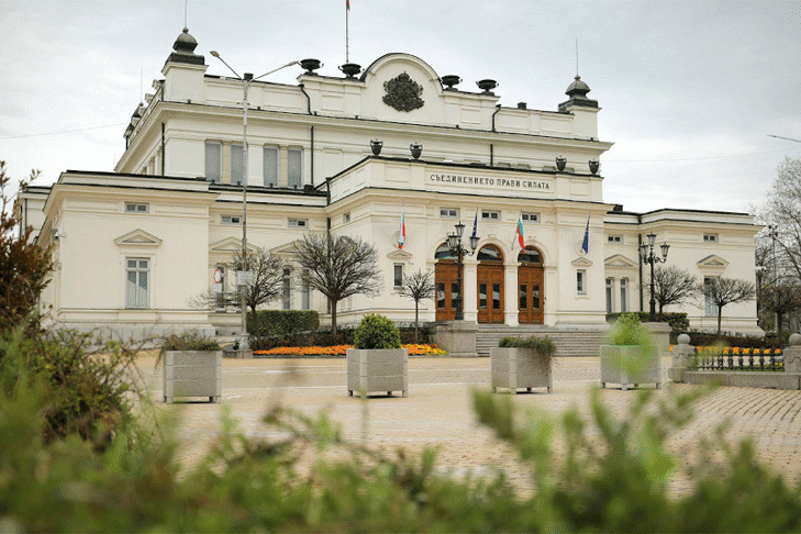 Председателят на парламента Ива Митева изпрати поздравителен адрес до ансамбъла ни по художествена гимнастика, спечелил олимпийска титла в многобоя