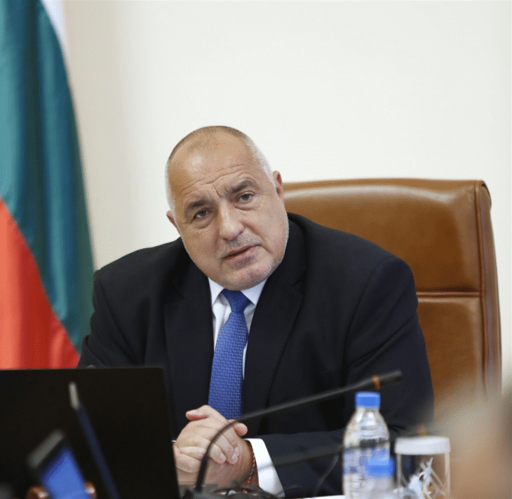 Премиерът Борисов: Отпускаме 46,4 милиона лева за допълнителни дози ваксини срещу COVID-19 и осигуряваме условия за изплащане на допълнителните 1000 лева за работещите на първа линия и след 30 април