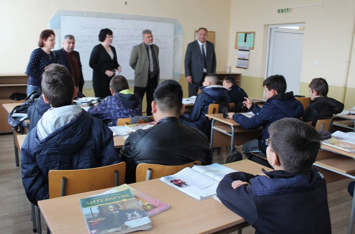 Заместник-Министър Таня Михайлова: Важна Е Подкрепата За Учителите Свободно Да Избират Методите На Преподаване