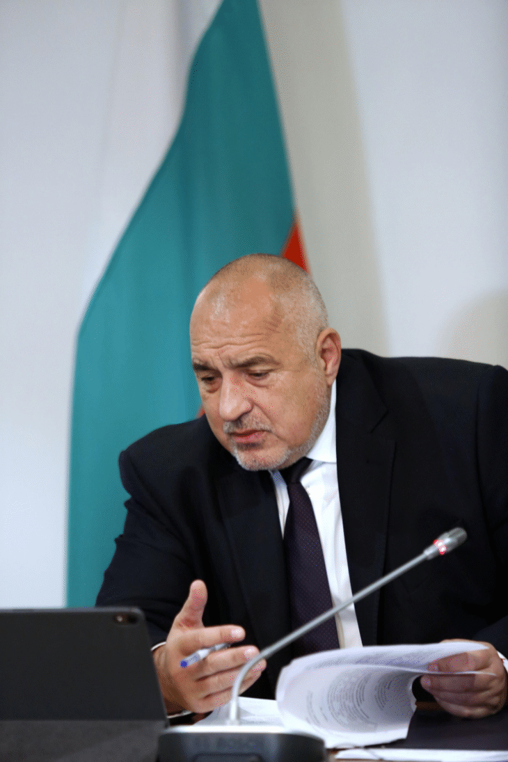 Над 24 милиона лева отпусна правителството за осигуряване на 36 000 флакона ремдесивир