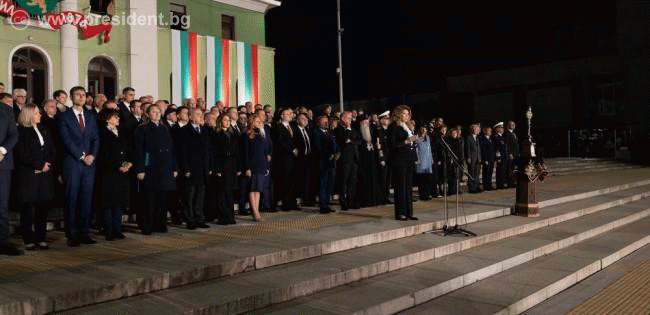 Президентът Йотова: Преди 150 години Панагюрище стана свободолюбивото сърце на българската революция и на мечтата за свое Отечество