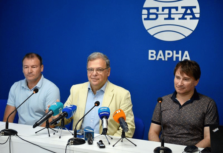 Юлиян Попов: Дългосрочните политики трябва да се градят на основата на научни изследвания, не на поведението на социалните медии