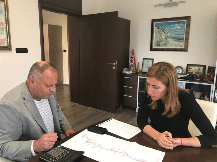 Министър Николина Ангелкова обсъди с кмета на Бяла развитието на туризма в региона