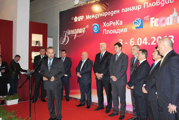 Зам.-министър Цветан Димитров откри „Винария 2013”