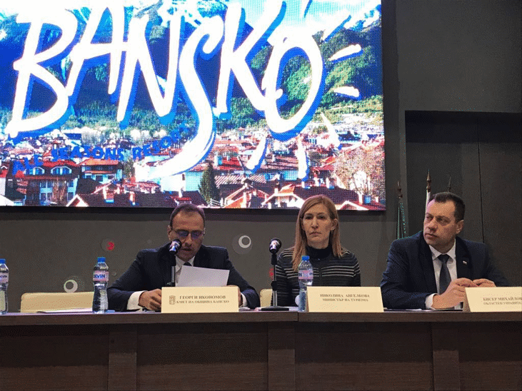 Министър Ангелкова: Институциите са готови за началото на зимния сезон