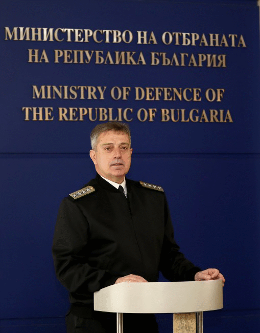 Началникът на отбраната адмирал Емил Ефтимов: Всяка криза предоставя възможности, за да бъдем по-подготвени в бъдеще