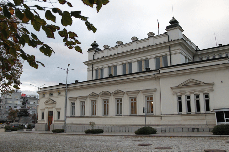 Председателят на Народното събрание Цвета Караянчева направи изявление във връзка с пресконференцията на президента на Република България по повод една година от мандата му