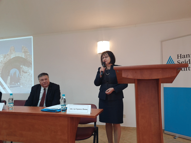 Зам.-Министър Гайдарова: Учителите Създават Граждани