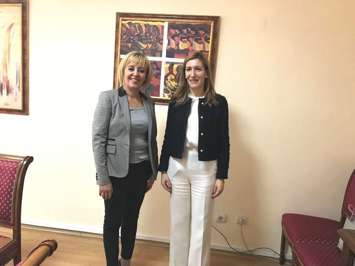 Министър Николина Ангелкова и омбудсманът Мая Манолова се споразумяха за сътрудничество в подкрепа на зимния туризъм