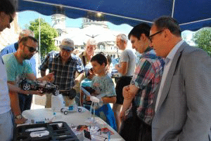 Демонстрации на водородни технологии за Деня на детето пред БАН