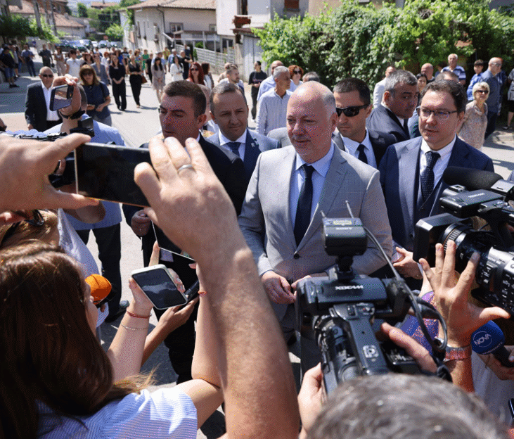 Премиерът Желязков: България е готова с план за евакуация на българи от Близкия изток