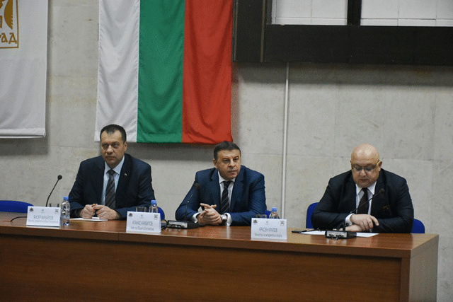 Красен Кралев участва в дискусия „Бъдеще в Европа – какво предстои?“ в Благоевград