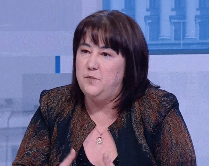 Министър Росица Велкова: Ако Приоритет Ни Е Еврозоната, Тригодишната Бюджетна Прогноза За 2024 – 2026 Г. Трябва Също Да Е С Дефицит Под 3 %.