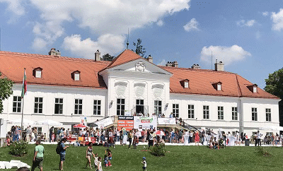 Над 700 българи посетиха информационен ден във Виена, свързан с трудовото право