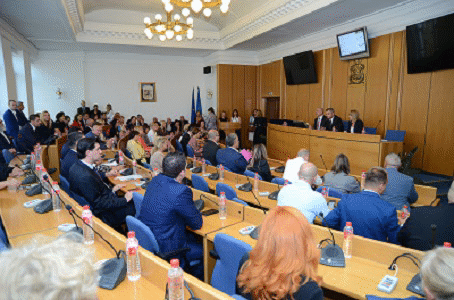 Фандъкова: "Да не превърнем София и проектите, по които работим, в заложник на партийни битки"