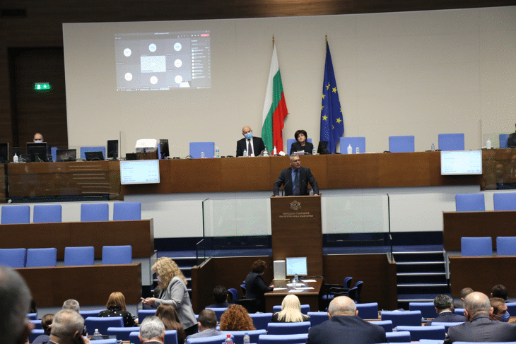 Парламентът не прие проекта за решение за произвеждане на избори за Велико Народно събрание за приемане на нова Конституция на Република България