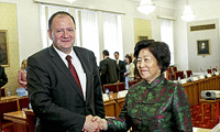 НС